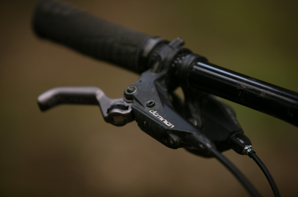 Hayes Dominion A4 brake review | off-road.cc